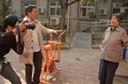 他免费为万余老人拍照