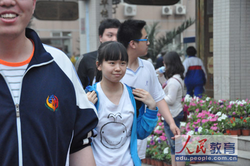 编辑旁白：自信中……（摄影 熊旭）