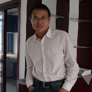 人民网社区部贺迎春初中物理老师黄爱嫦在困难的时候给了我很小但令人感动的帮助。祝黄老师身体健康，开心每一天。