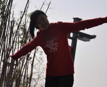中国传媒大学陈同学我印象最深的老师是我们初中的语文老师——任老师。那个时候每天上他的语文课是我最大的快乐，因为他，我爱上小说、诗词，因为他，我的语文成绩一直排在班级前列。