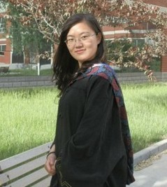 河北大学毕业生王彩云所有教过我的老师总能或多或少给我留下一些记忆，而我也一直认为我是特别幸运的人，总是会在求学的不同阶段碰到对我有很大帮助的“贵人”老师。说到“贵人”老师，就不能不提到我高中的英语老师——刘爱国老师。