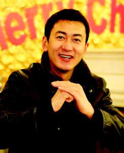 央视男主播鲁健最难忘的老师是张颂老师，他对我的影响一言难尽，主要三个方面:1言传，真正的言传，2身教，潜移默化的影响。3心授，让我们在实践中去体悟主持的新闻性与艺术性。