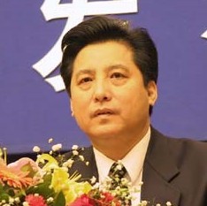 中国外文局常务副局长郭晓勇我从小学到大学经历的老师很多，在大学期间给我印象最深的一位老师是上海外国语大学的一位周教授，他在我大学学业的完成，和以后择业及职业发展的道路上发挥了很重要的作用。