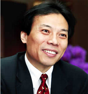 职业经理人、"打工皇帝"唐骏我最难忘的老师是我在日本读博士的博导老师。因为他，我放弃了在日本的博士学位。也是因为他改变了我的人生轨迹。