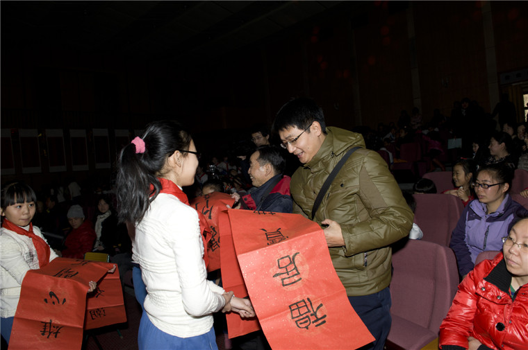 ������鷨���׷�ʽ�ϰ�������д�Ĵ����͸��ҳ�