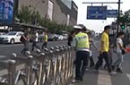 ������բ�������е�
