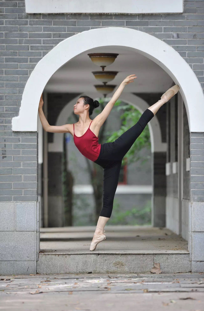 �人��ѧ ��������  �������� ��Ƭ����ϰ��&�赸��