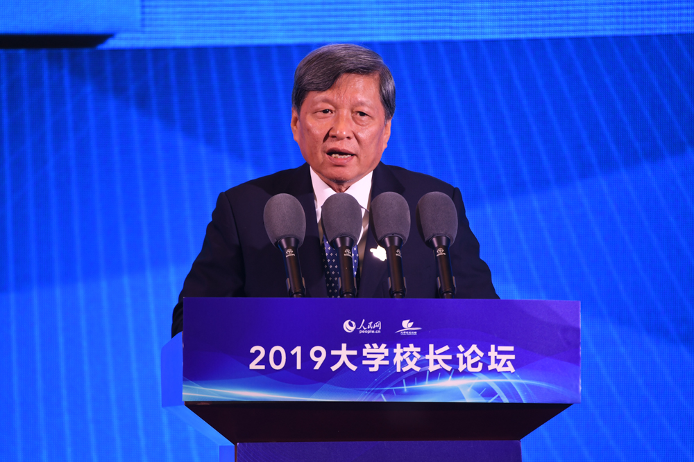 西安交通大學校長王樹國發言。人民網記者 翁奇羽/攝