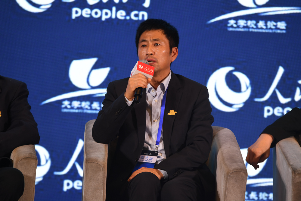 江南大學黨委副書記戴月波。人民網記者 翁奇羽 攝