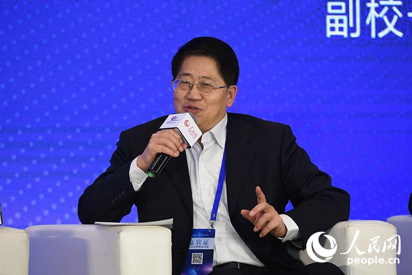 山東財經大學副校長張書學。人民網記者 翁奇羽 攝