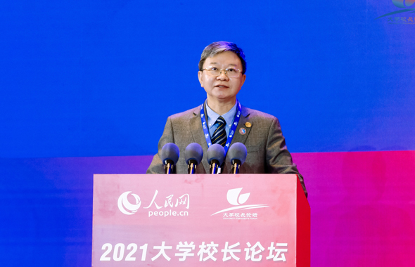 中国科学院院士、兰州大学校长严纯华