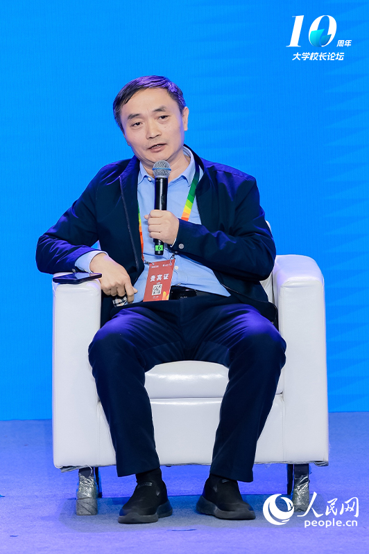 中國石油大學(北京)黨委常委、副校長張廣清