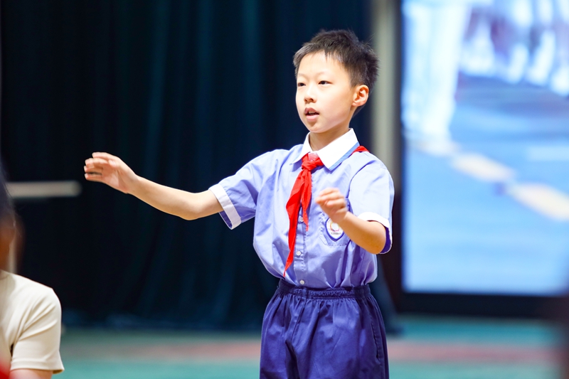 “京蒙手拉手 中华一家亲”各族青少年暑期实践交流营开营。北京市海淀区民族小学供图