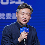     邢纪红    东南大学党委副书记在科研工作当中，拔尖人才具有指针和磁石作用。真正优秀的拔尖领军人才，能带领科研团队在未知领域产出高水平的科研成果，还能将跨学科、跨专业、跨领域的资源吸引到一起，形成更为强大的合力。