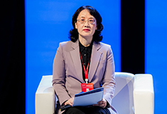 广西师范大学副校长黄晓娟