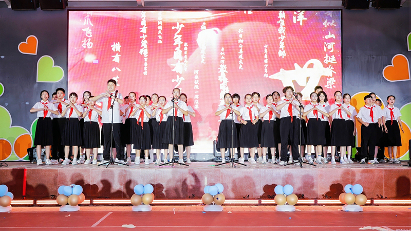 北京市石景山區古城小學“AI+畢業微電影”項目式學習成果展現場。校方供圖