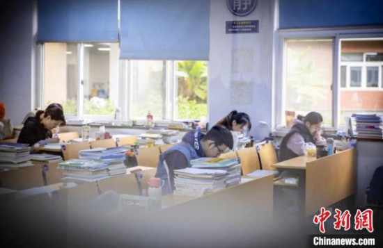 �й�������ѧѧ���ڸ�ϰ�����й�������ѧ�ṩ