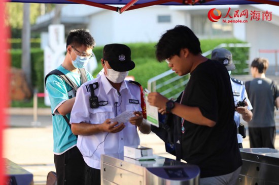 ���뿼��ǰ��������ԱΪ���Ǵ����ֵĿ������ſ��֡������� �Ϸ�ʢ��