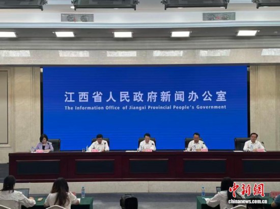 10月10日,“十四五”江西教育高質量發展成就新聞發布會在南昌召開。李思成 攝
