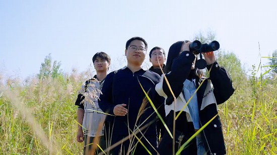 團隊在大寧水庫為邊緣端站點選址